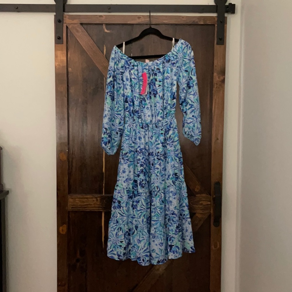 Lilly Pulitzer size medium